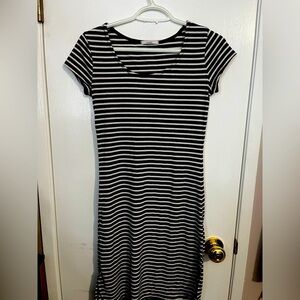 🦋 2/$15 Acemi brand dress fits small beautiful short